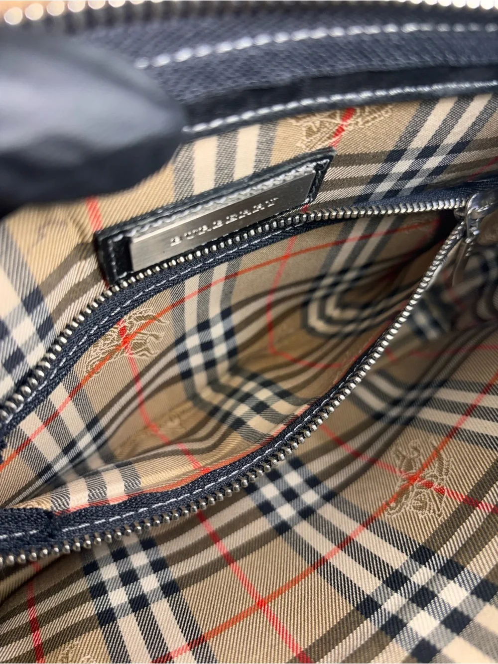 Burberry 10 minor